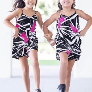 Girls’ Ava Sky Vintage Pink Pineapple Romper size 6